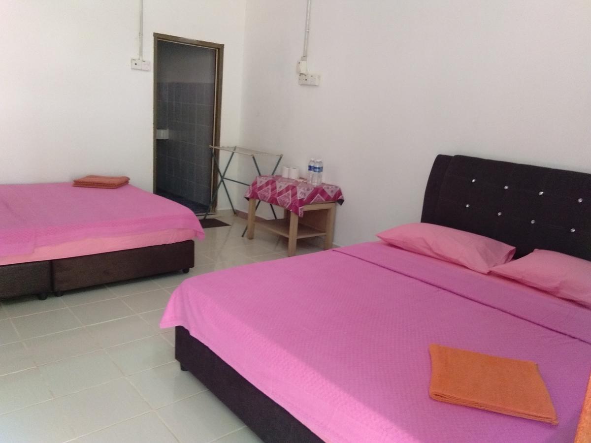 Delimah Guesthouse Куала-Тахан Экстерьер фото