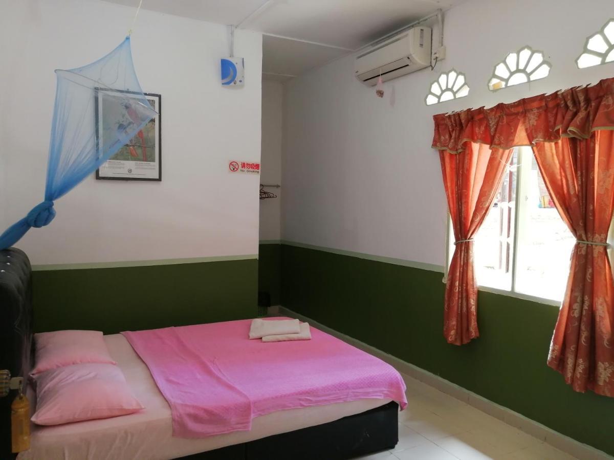 Delimah Guesthouse Куала-Тахан Экстерьер фото
